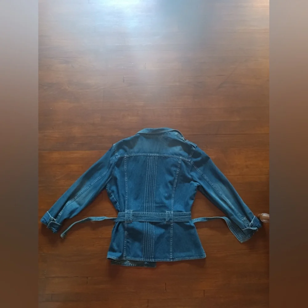 Sonoma Jean Jacket medium wash with tie Belt women's - Picture 3 of 6